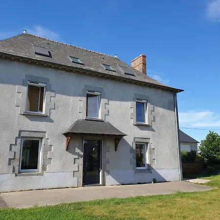 Chambre A La Ferme Torcé